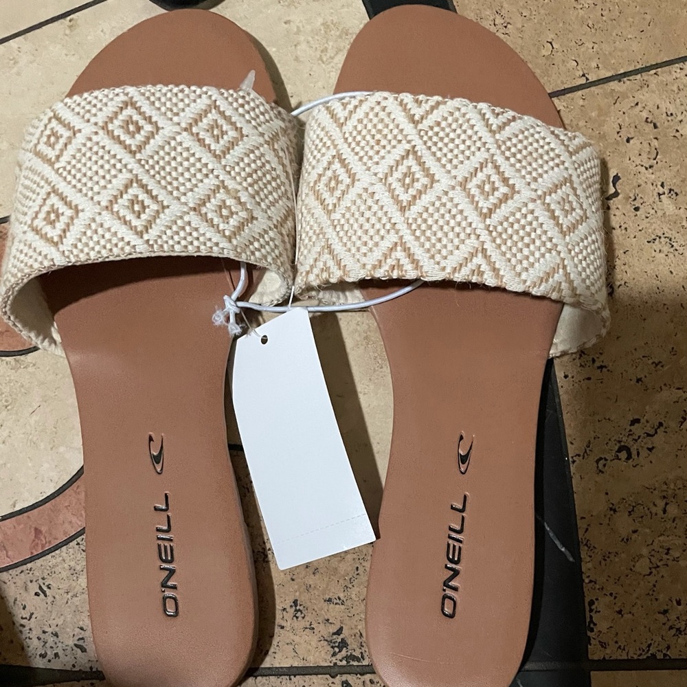 Women’s O’Neill Woven Sandals size 6